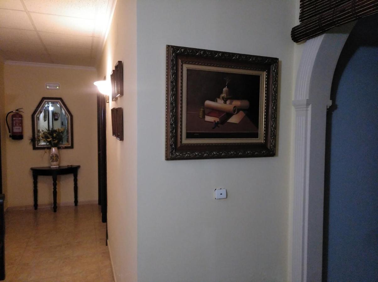 Hostal El Poligono Lucena Buitenkant foto