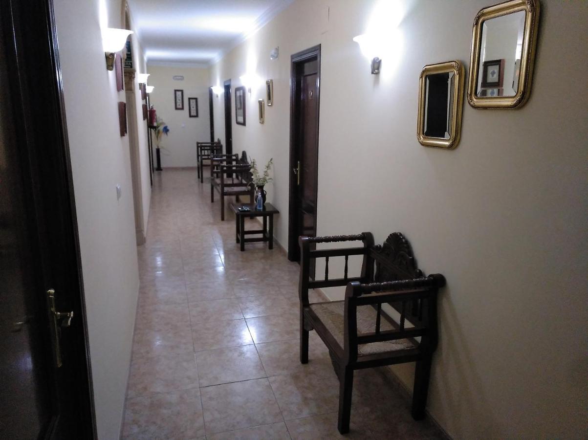 Hostal El Poligono Hotel Lucena Buitenkant foto