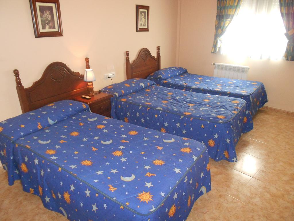 Hostal El Poligono Hotel Lucena Kamer foto